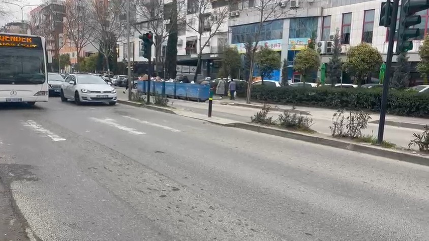 EMRAT/ Detaje nga aksidenti ku humbi jetën 7-vjeçari, arrestohen dy drejtuesit e automjeteve