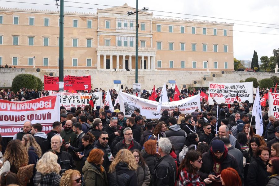 3 vjet nga tragjedia e Tempit ku humbën jetën 57 persona, tubime masive në Athinë e Selanik