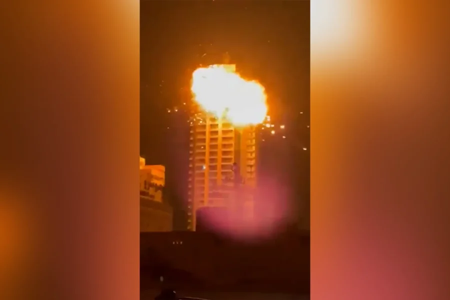 VIDEO/ Pallati shumëkatësh në Bahrein goditet nga një dron