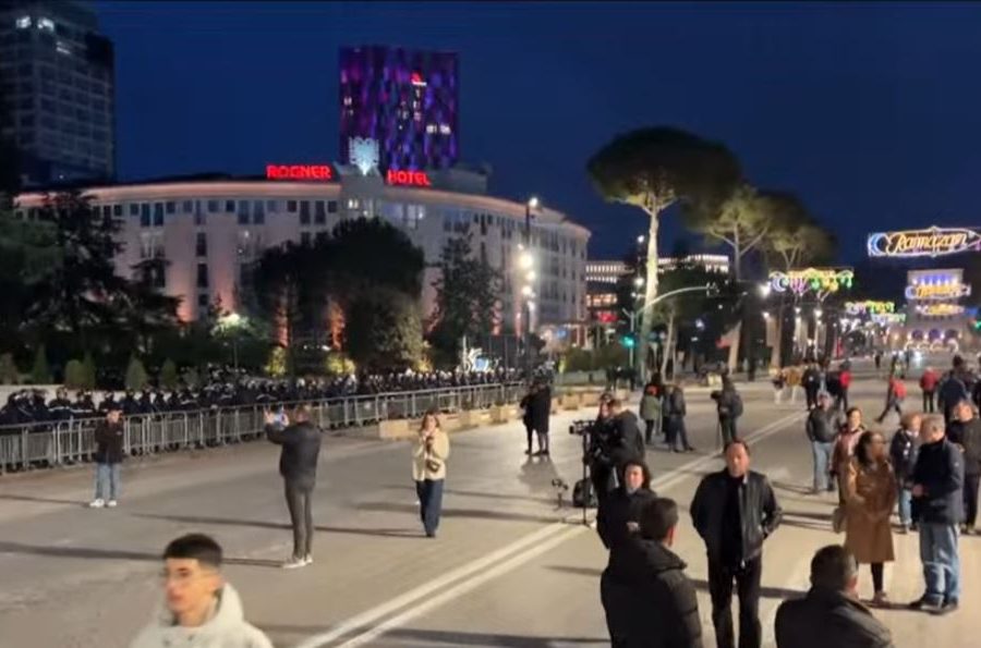 Protesta e Opozitës, 1500 efektivë në terren! Gati të nis tubimi