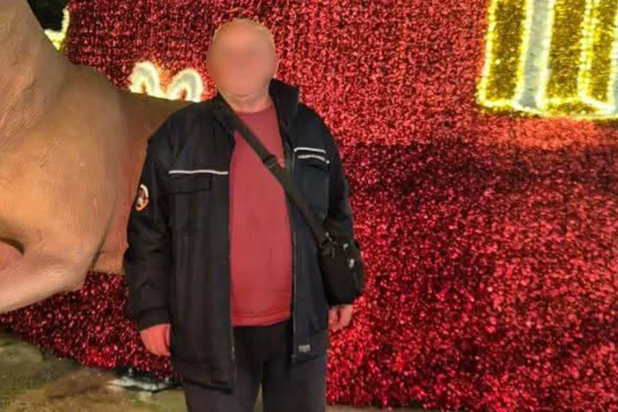 Tentoi të abuzonte me një 25-vjeçare me aftësi të kufizuara, dorëzohet në polici shqiptari në Greqi