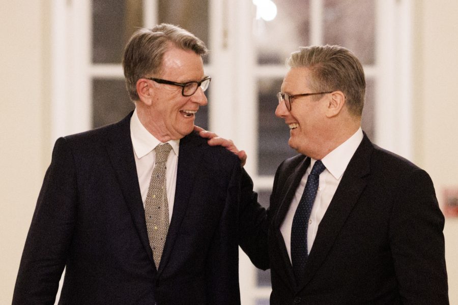 Raporti: Starmer ishte paralajmëruar për ish-ambasadorin Mandelson që kishte lidhjen me Epstein