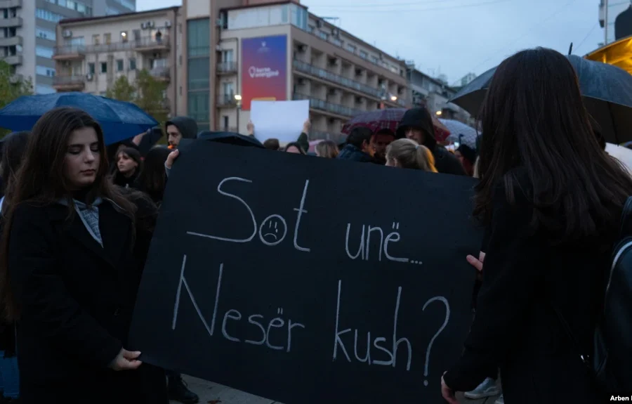 Dhuna në familje rikthehet në qendër të debatit në Maqedoninë e Veriut, kërkohen masa ligjore më të forta