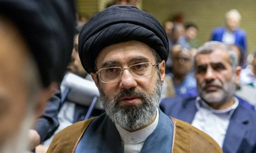 Udhëheqësi i ri i Iranit kërcënon bazat amerikane: Të mbyllen ose do përballen me sulme!
