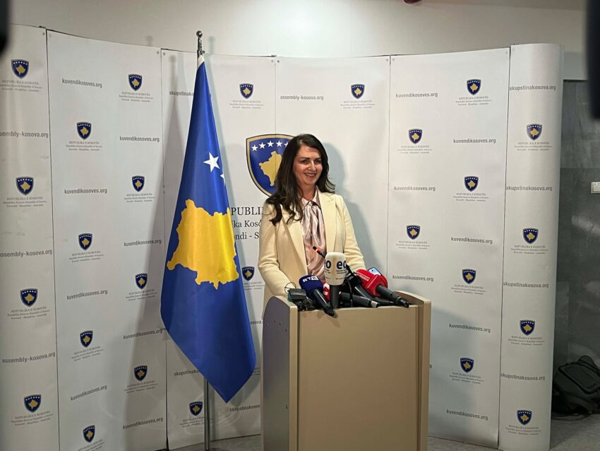 Nagavci  Vjosa Osmani refuzoi propozimin për të kandiduar për një mandat të dytë