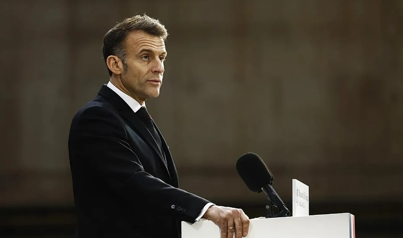 Macron urdhëron evakuimet e para të qytetarëve, teksa Franca forcon mbrojtjen në Lindjen e Mesme