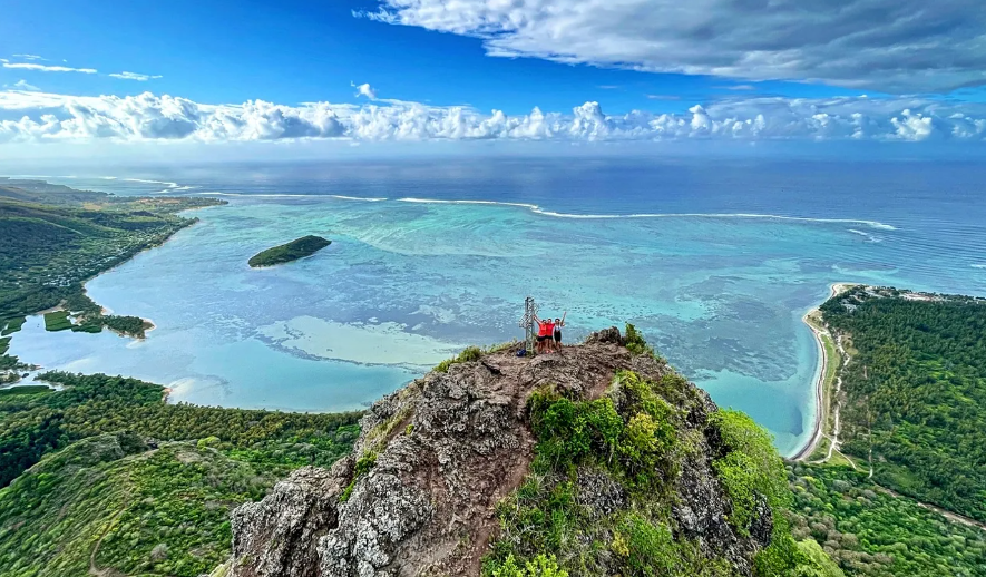 Ishulli Mauritius zgjeron ofertat turistike përtej plazheve, përvoja të reja për udhëtarët aventurierë