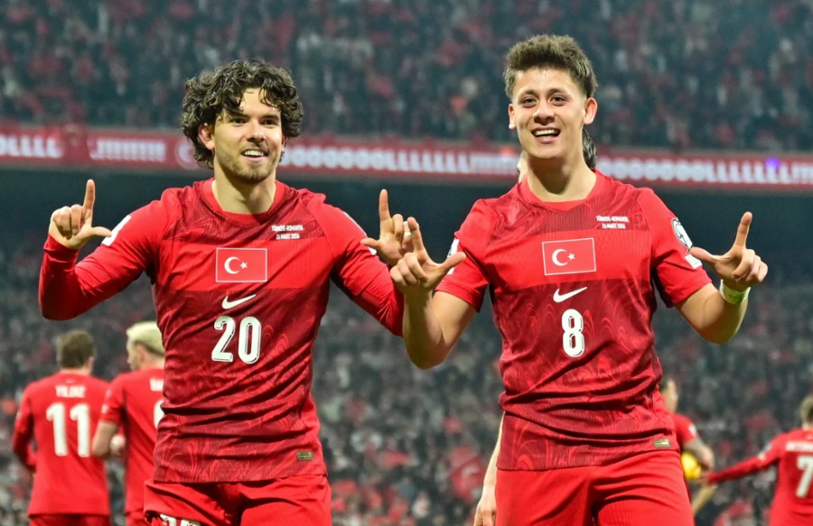 Turqia mposht Rumaninë 1-0, pret në finale Kosovën ose Sllovakinë