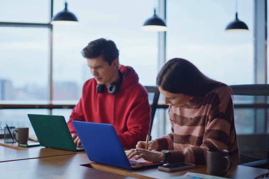 Studimi, puna nga shtëpia mund të ndikojë në rritjen e lindshmërisë