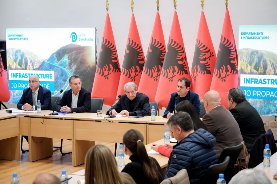 Berisha: Rama na i mbylli dyert, integrimi në BE mbetet ylli polar