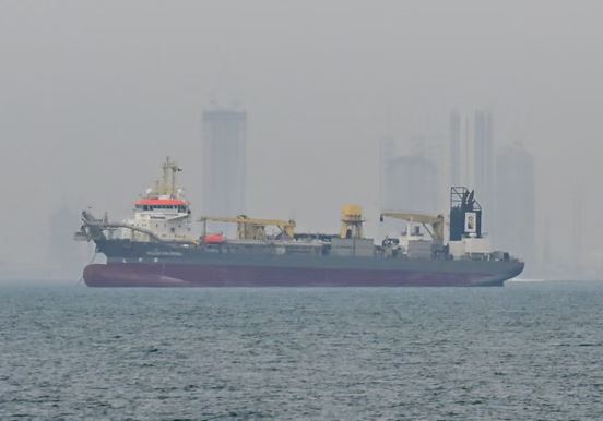 Tronditen tregjet globale nga lufta në Iran