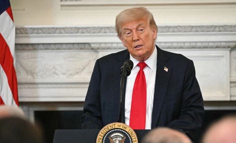 Trump: Starmer do të japë dorëheqjen si kryeministër i Britanisë