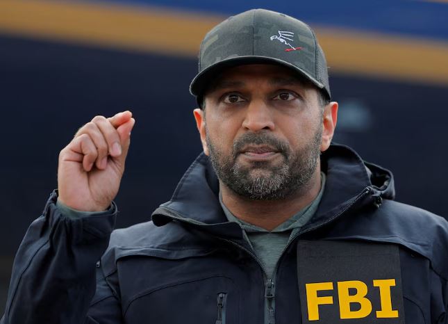 Hakerat iranianë hyjnë në emailin e drejtorit të FBI, publikojnë materialet në internet