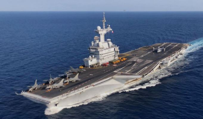 Franca dërgon aeroplanmbajtësen Charles de Gaulle në Mesdhe
