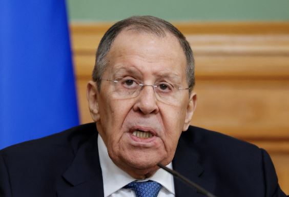 Lavrov: Moska mbetet e angazhuar ndaj marrëveshjeve të arritura mes Putinit dhe Trumpit