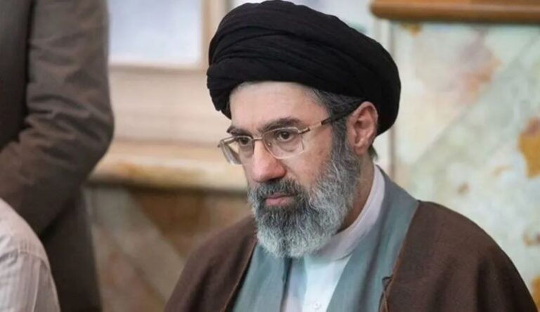 Krizë politike në Iran?/ Polemika në Asamblenë e Ekspertëve për negociatat bërthamore dhe marrëdhëniet me SHBA-në