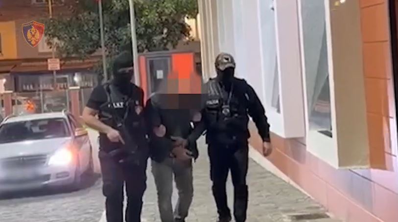 I dënuar me 15 vjet burg në Itali për drogë dhe shfrytëzim prostitucioni, arrestohet 61-vjeçari (EMRI)