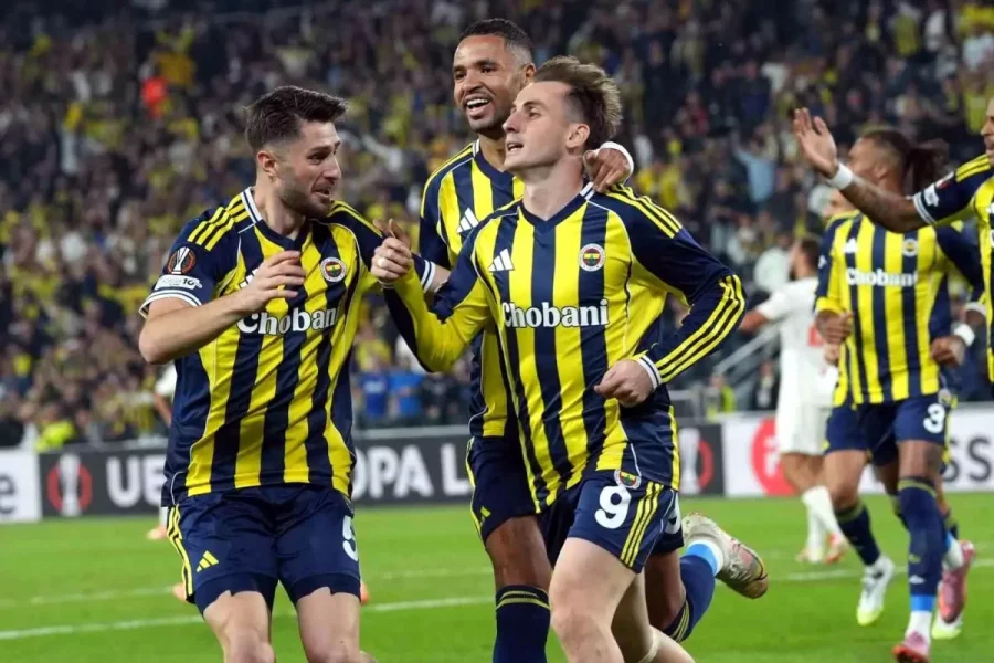 Fenerbahçe rikthehet te fitorja, shkëlqen Nenê me tregolësh