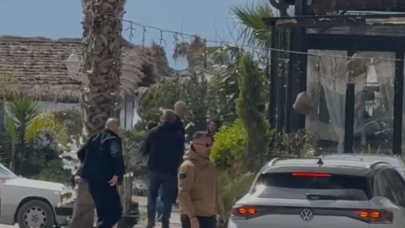 VIDEO/ Rama “zbarkon” në Vlorë, takim me deputetët dhe përfaqësuesit vendor