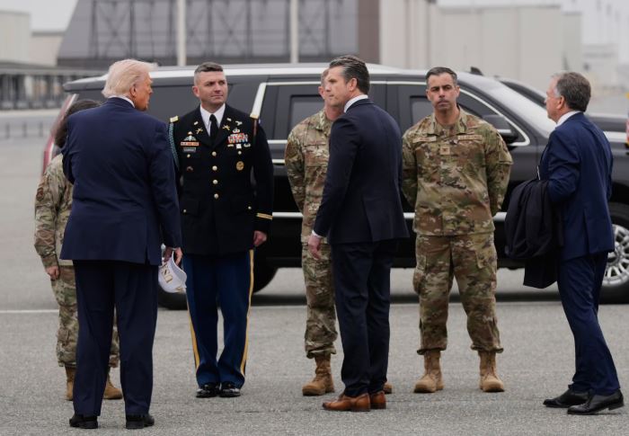Trump takon familjet e ushtarëve të vrarë në luftën me Iranin