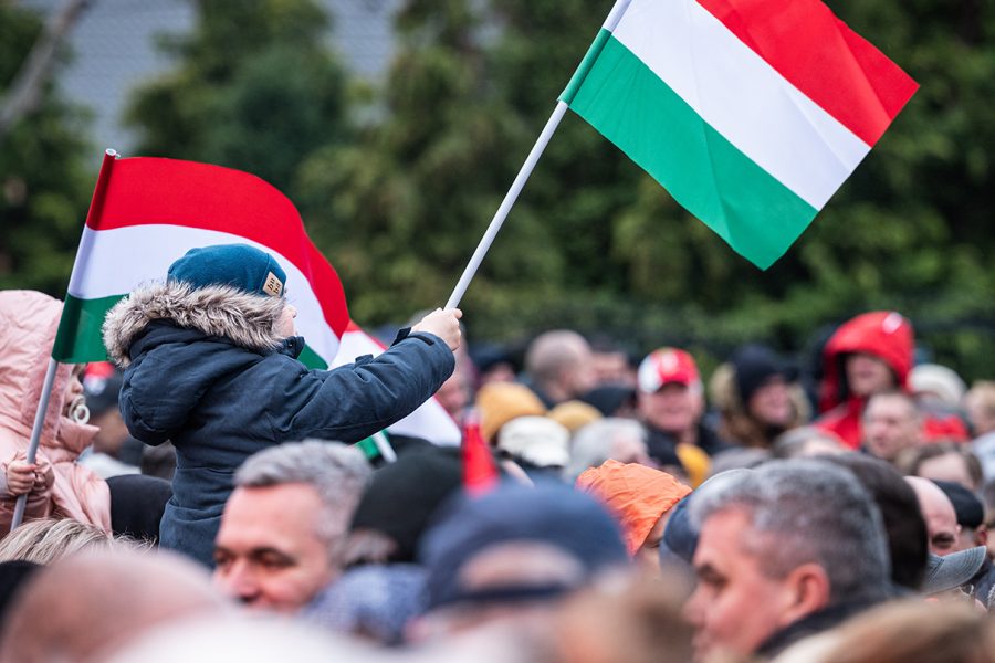 Zgjedhje vendimtare në Hungari, mbyllen qendrat e votimit! Ja pjesëmarrja rekord