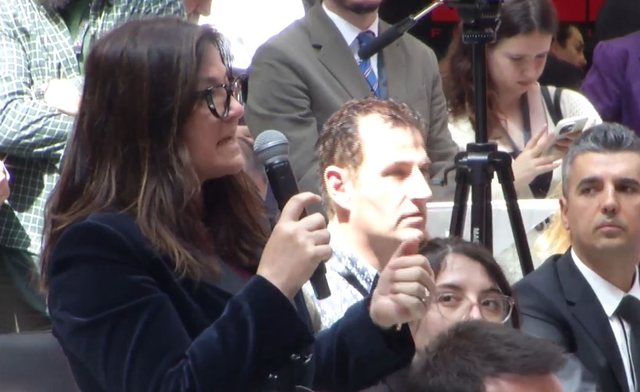 Juristja shqiptare nga Italia në Samitin e Diasporës: Në Shqipëri nuk kam vend ku të flas