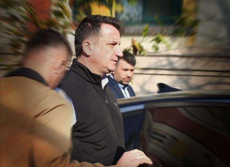 Erion Veliaj kërkon transmetim live të seancave gjyqësore në Gjykatën Administrative