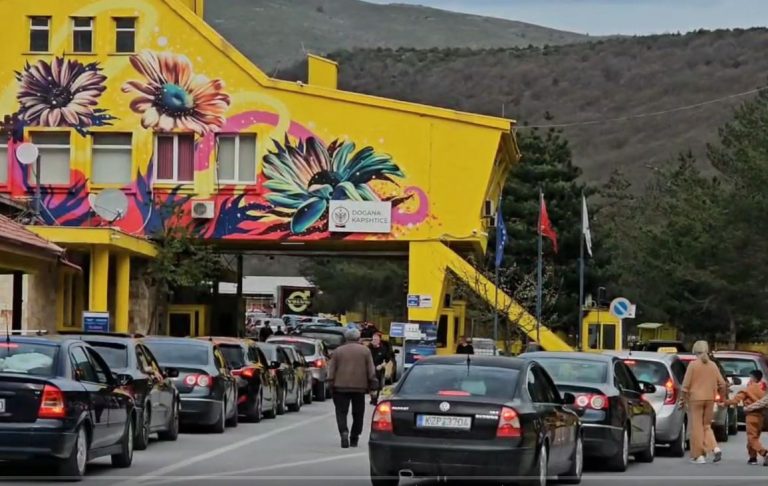 Mbyllet përkohësisht Dogana e Kapshticës të hënën/ Shkak greva e punonjësve grekë, oraret kur bllokohet lëvizja
