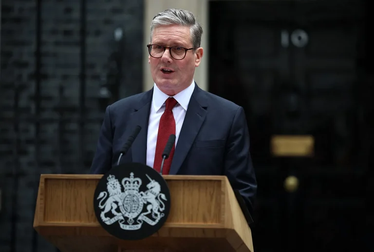 Starmer: Kompanitë e teknologjisë në Britani duhet të ndalojnë të rinjtë që qarkullojnë imazhe nudo