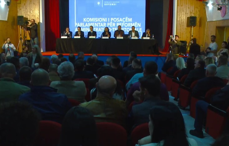 Reforma territoriale, Mazniku: 90% e çështjeve lidhen me vendoren, Boçi: Ulja e numrit të bashkive do sjellë dështim