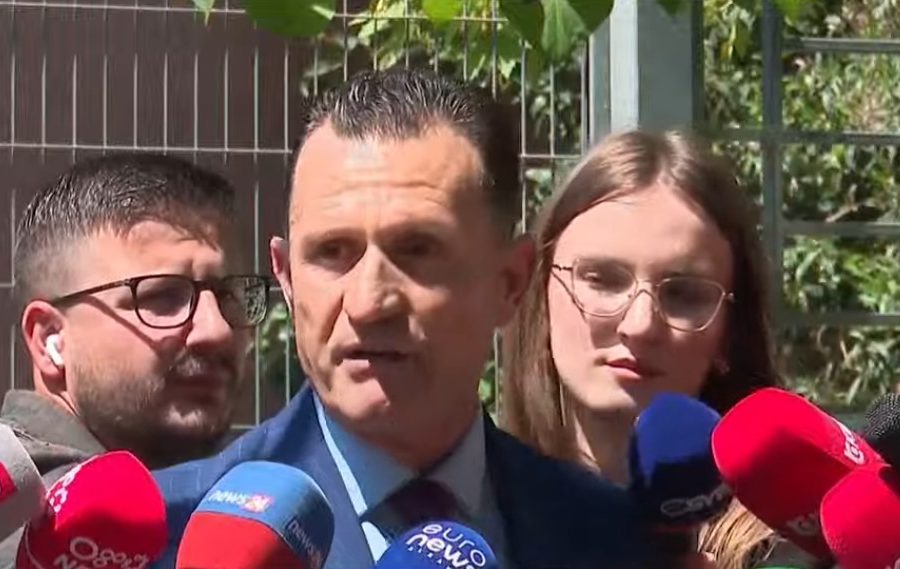 Gjyqi i Metës, avokati Cakrani: Antikushtetuese mostrasmetimi i seancës live
