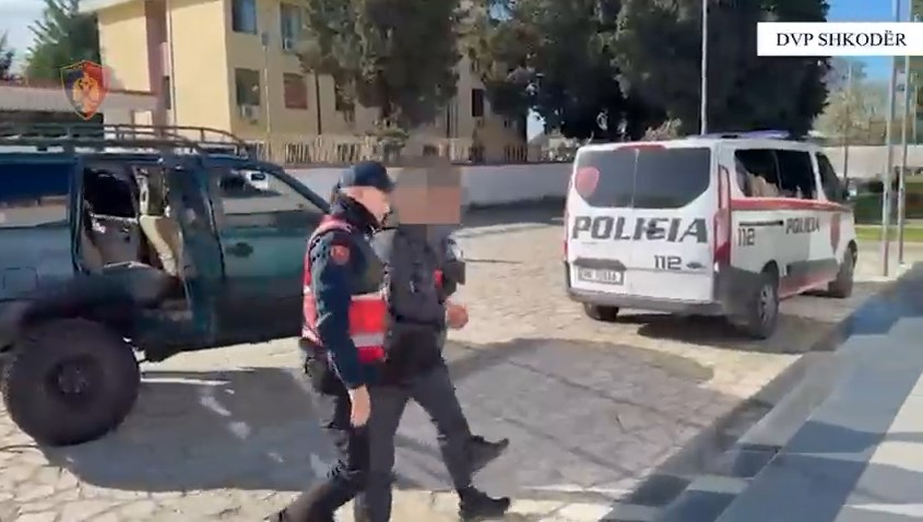 I gjetën 10 kg drogë në banesën e vjetër, arrestohet 41-vjeçari në Shkodër