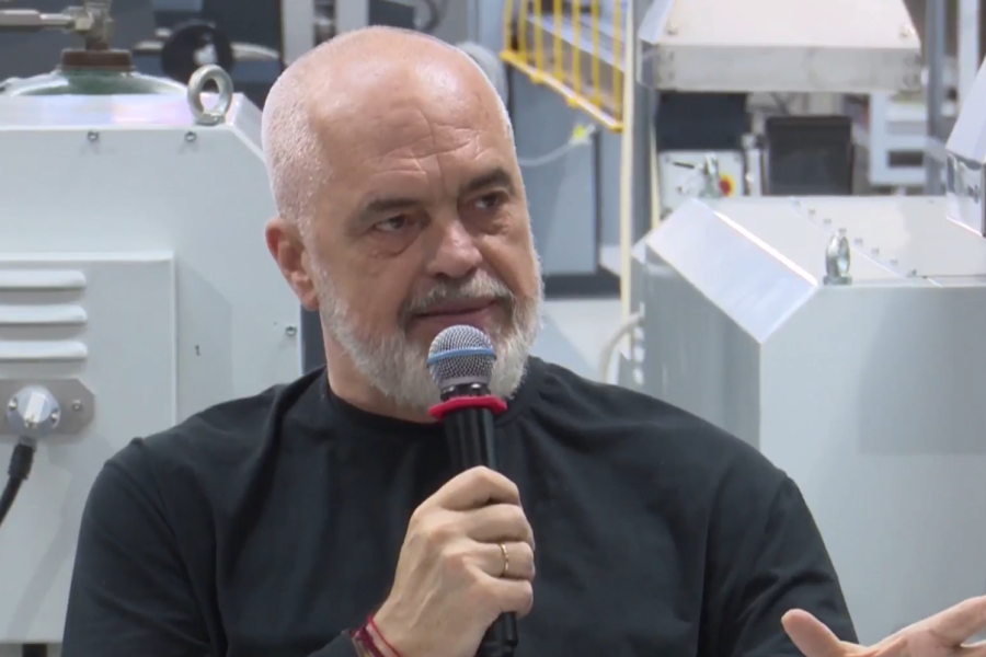 Rama nga Durrësi: Numri i fabrikave dhe ndërmarrjeve po rritet! Pagat në këtë sektor mbi 1000 euro