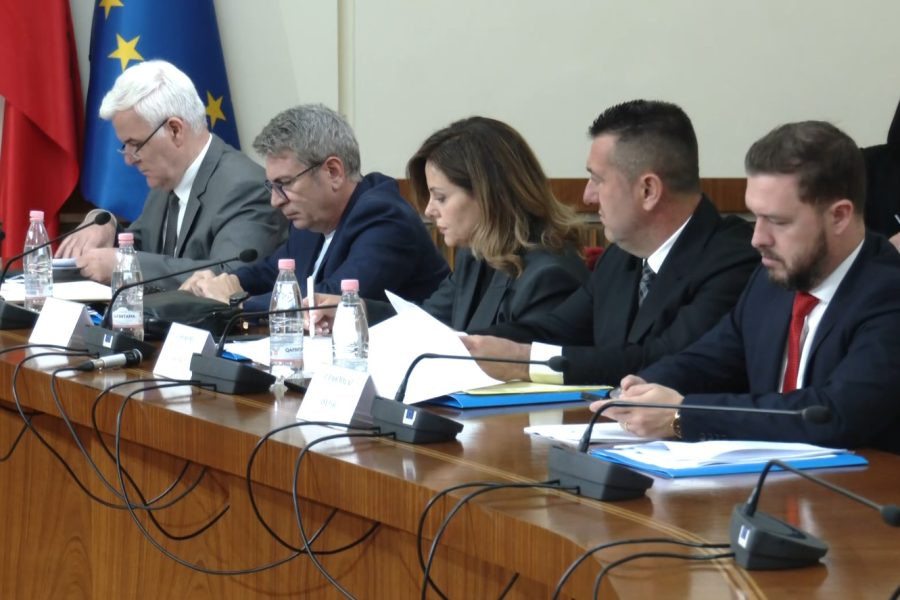 Pagat e gjyqtarëve, nis shqyrtimi në Kuvend i vendimit të Kushtetueses