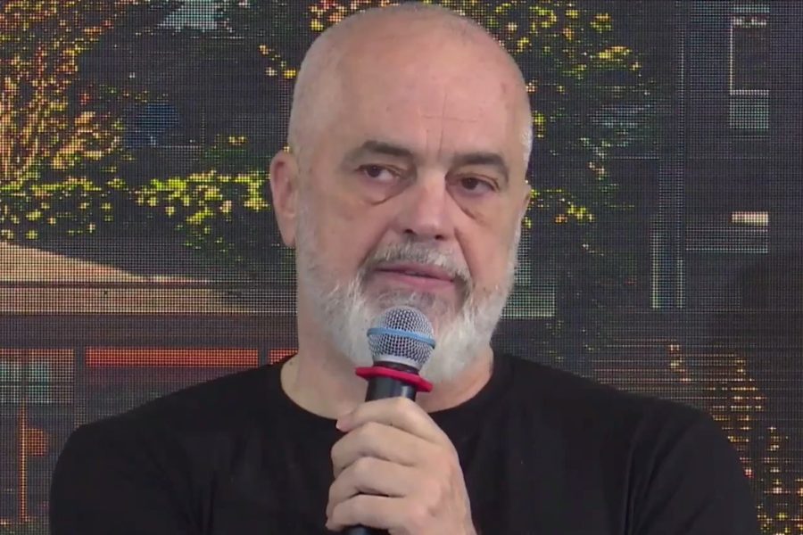 Rama: Nuk mund t’i hidhet baltë sektorit të ndërtimit, e papranueshme