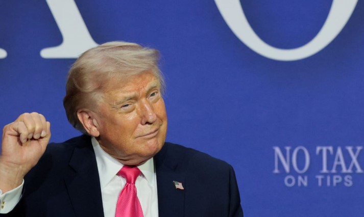 Trump: Irani na njoftoi se është në “gjendje kolapsi”, kërkon hapjen e Ngushticës së Hormuzit