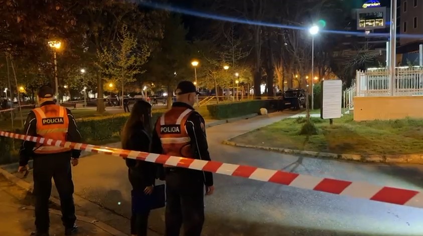 EMRAT/ Njëri 17 vjeç dhe tjetri 19, policia njoftim zyrtar mbi plagosjen e të rinjve në Shkodër