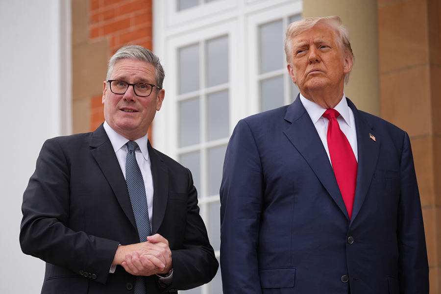 Trump krahason Starmer me Chamberlain