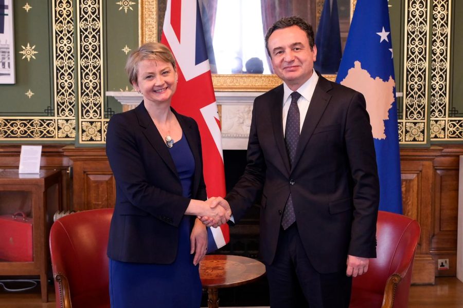 Vizita në Londër, Kurti takim me sekretaren britanike për Punët e Jashtme, Cooper