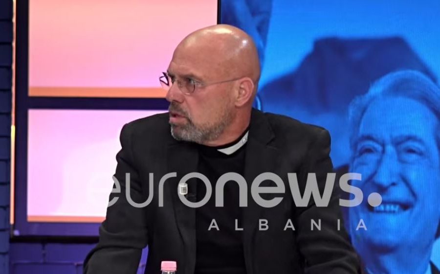 Manjani i prerë: PD është parti e Berishës, sa të marrë frymë ai do të jetë kryetar