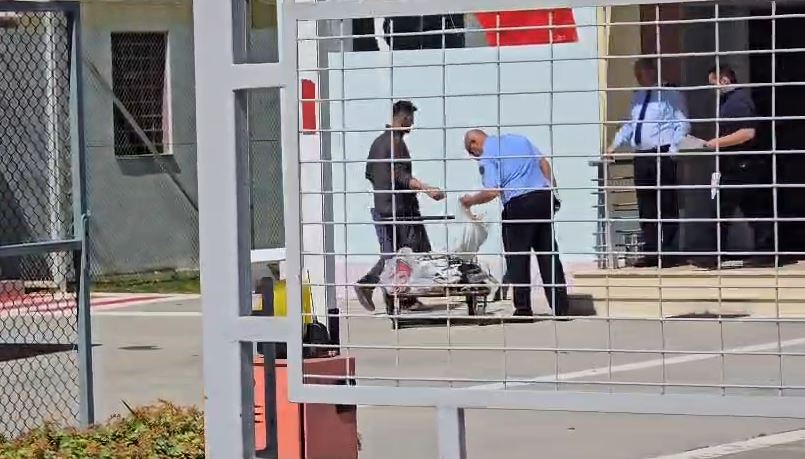 Përfundon pas 2 orësh kontrolli i Forcave Operacionale në paraburgimin e Vlorës, çfarë u gjet