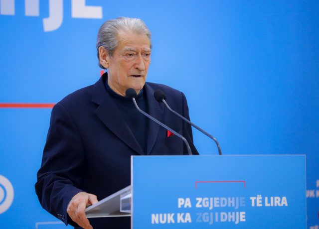 Berisha reagon pas publikimit të Raportit të IBAR: COELA pasqyroi realitetin shqiptar, tregon problemet e qeverisjes