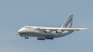 Antonov në Kosovë, çfarë dihet për fluturimin e avionit të madh transportues