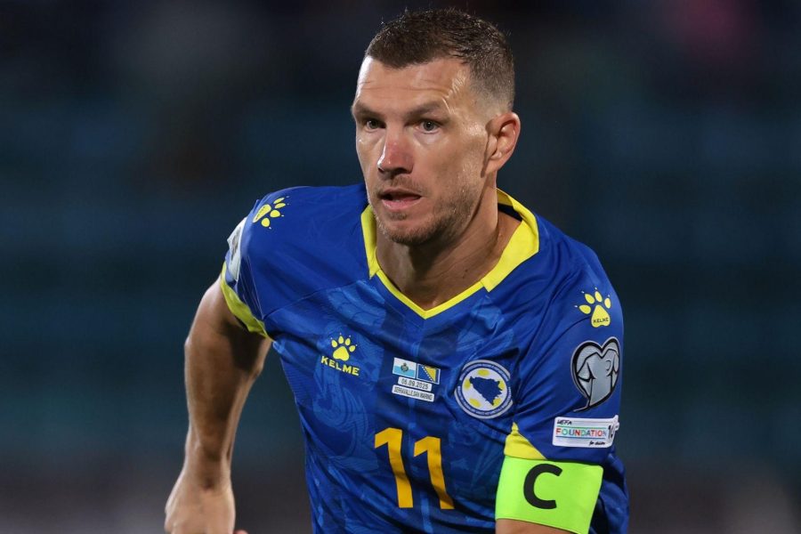 Dzeko i bashkohet listës së 40-vjeçarëve që do të luajnë në Kupën e Botës