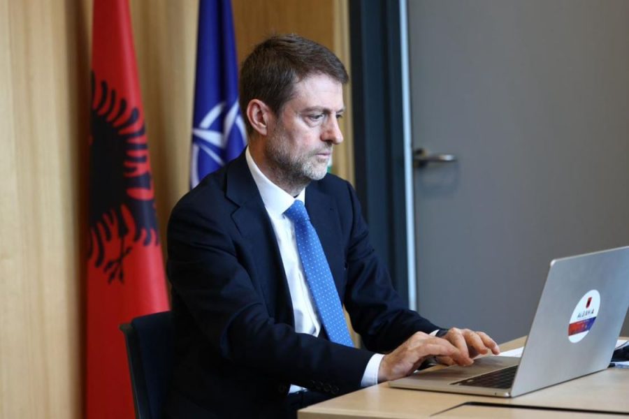 Rusia godet kompleksin ku banon ambasadori shqiptar në Kiev, Hoxha: E papranueshme! Ambasadori rus thirret për shpjegime