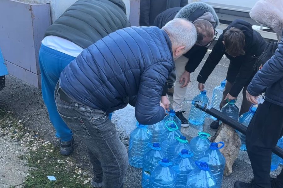 Vlora sërish nën regjimin e krizës së ujit, defekti i rëndë regjistrohet në rrjetin kryesor të ujësjellësit