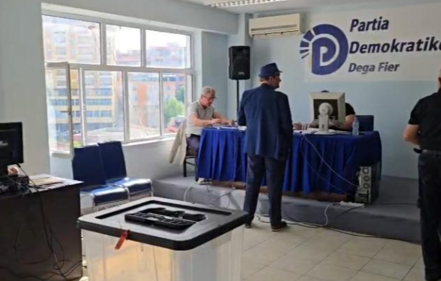 Zgjedhjet për kreun e PD, vendoset zgjatja e procesit të votimit