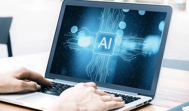 Studimi: IA mund të zbulojë tiparet e personalitetit nga bisedat me përdoruesit