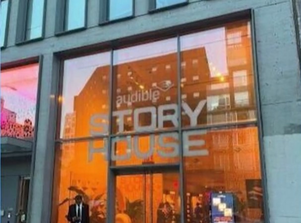 New York hap ‘Audible Story House’, librat tani përjetohen përmes dëgjimit, jo leximit