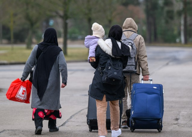 Riatdhesimet e emigrantëve në BE në rritje, cilat vende po kryejnë më shumë dëbime?